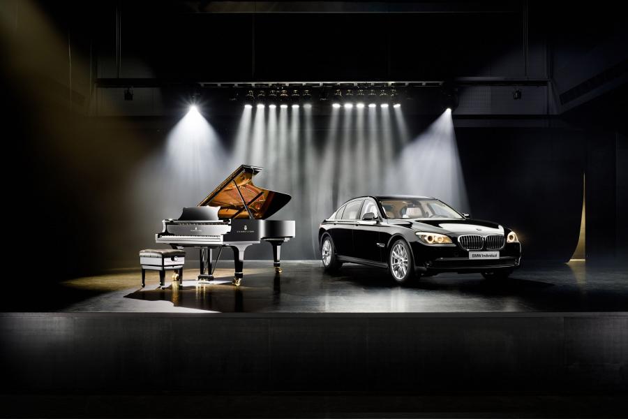  BMW 7-Series Individual 2011 года  (фото 14 из 14)